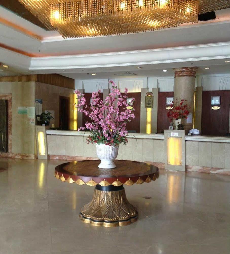 Qingpu Family Hotel 上海 エクステリア 写真
